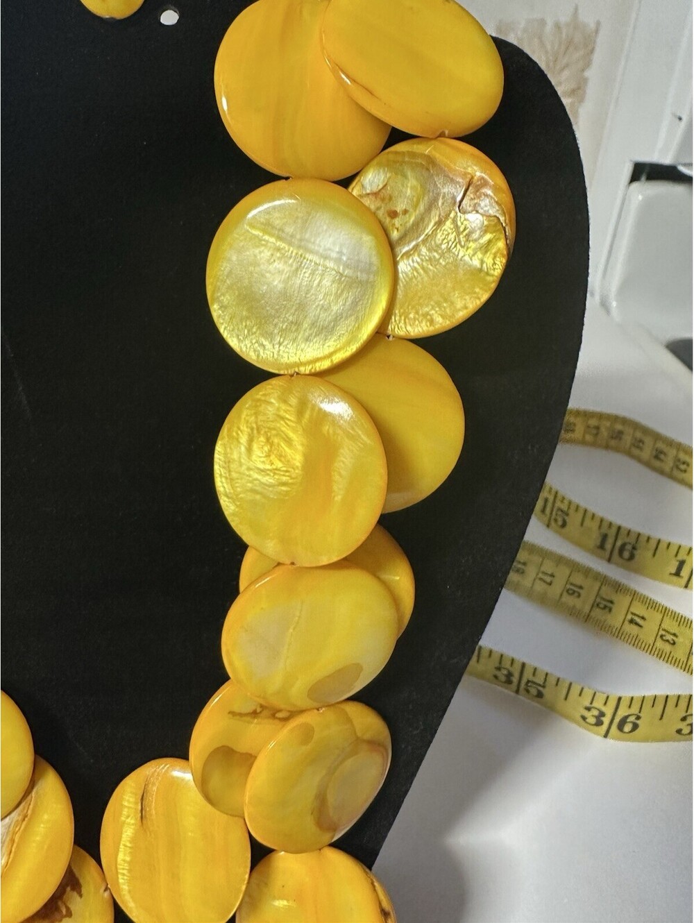 Vintage Yellow Mother Of Pearl Necklace Stunning Statement Piece Double Strand - Picture 5 of 9